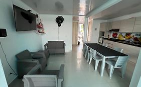 Casa con piscina interna para tus vacaciones